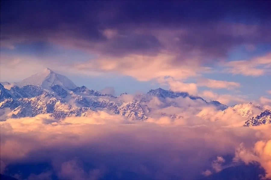 Why Now Is the Best Time to Trek Nepal (And Where to Go First) Himalaya Mountains Nepal
