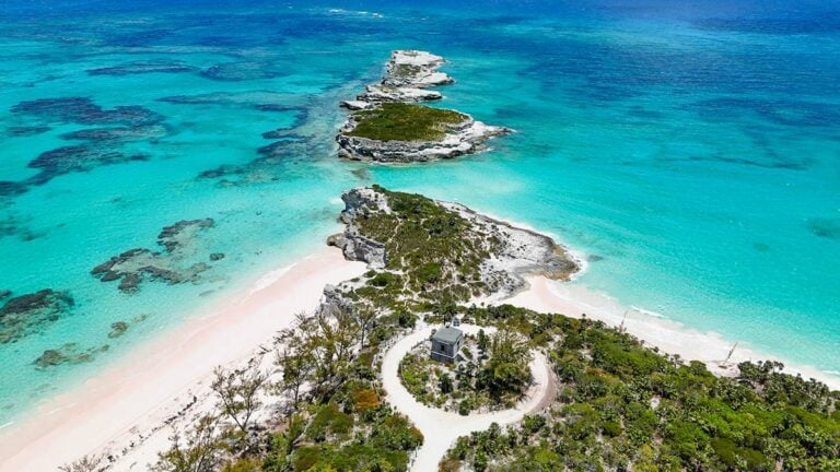 Eleuthera vs. Exumas: Which Bahamas Destination to Visit