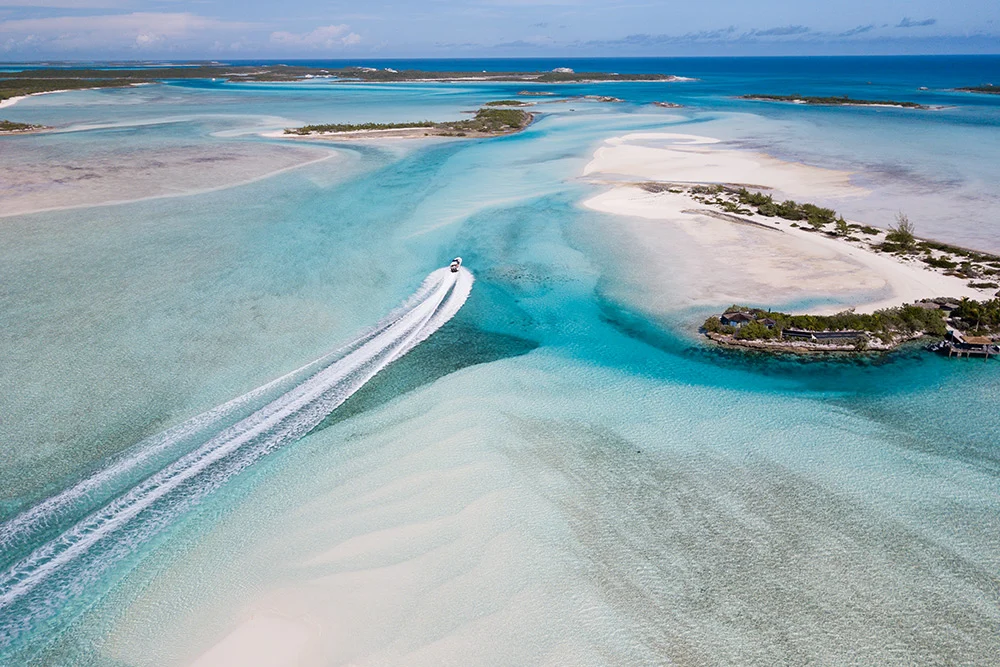 beaches and natural attractions in exumas, bahamas
